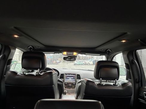 Used 2018 Jeep Grand Cherokee Trailhawk w/ Trailhawk Luxury Group image 22