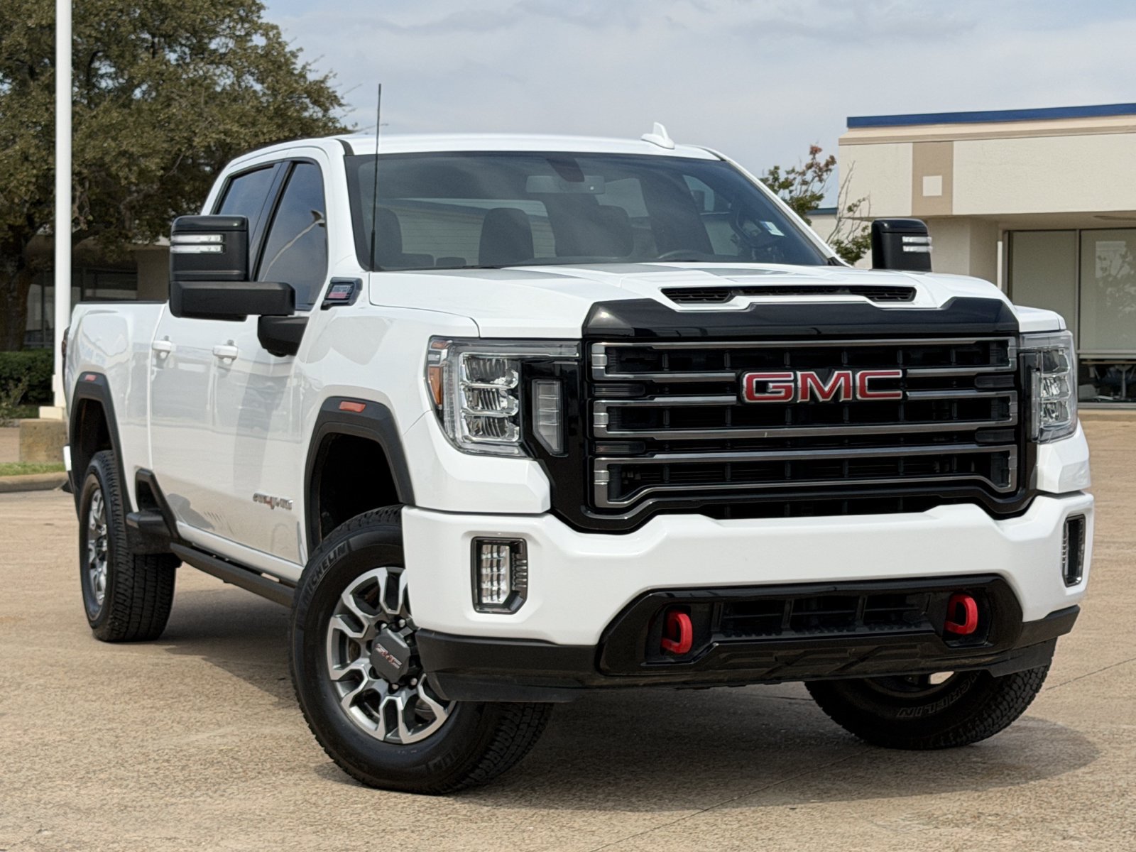 Used 2023 GMC Sierra 2500 AT4 w/ Gooseneck/5TH Wheel Package AWD/4WD image 2