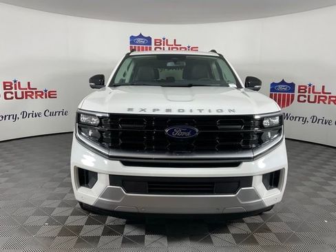 New 2026 Ford Expedition Platinum w/ Driver's Package image 8