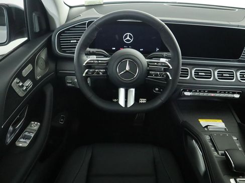 New 2026 Mercedes-Benz GLS 450 4MATIC image 11