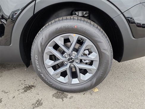 New 2025 Kia Telluride LX image 27