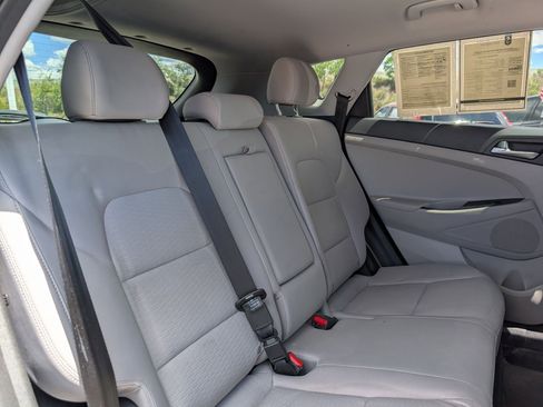 Used 2020 Hyundai Tucson Value AWD/4WD image 25