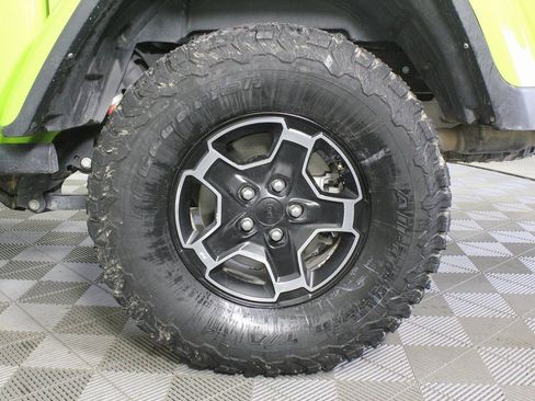 Used 2021 Jeep Gladiator Mojave image 16