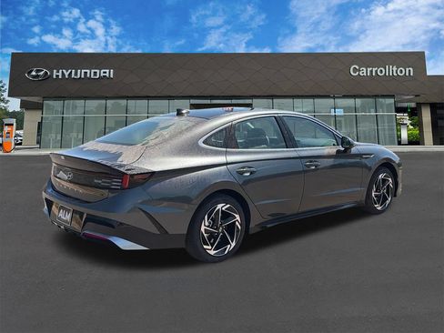 New 2026 Hyundai Sonata SEL FWD image 6