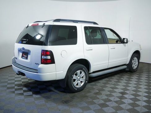 Used 2010 Ford Explorer XLT AWD/4WD image 7