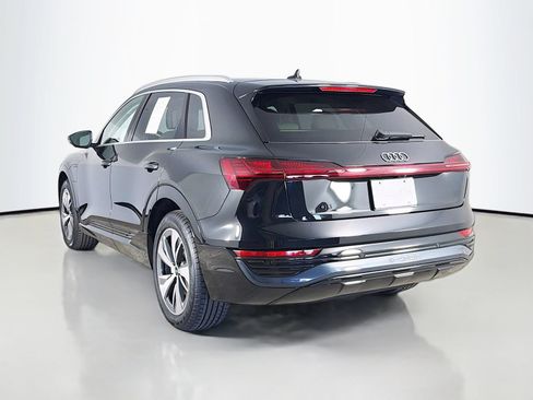 Certified 2024 Audi Q8 e-tron Premium Plus w/ Premium Plus Package AWD/4WD image 5