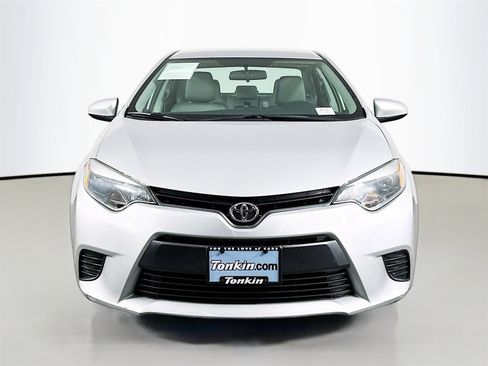 Used 2016 Toyota Corolla LE image 2