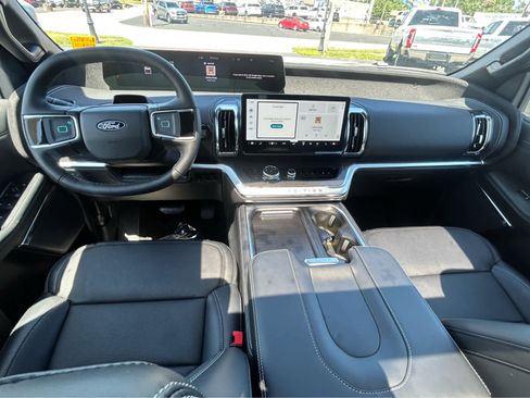 New 2027 Ford Expedition Platinum AWD/4WD image 23