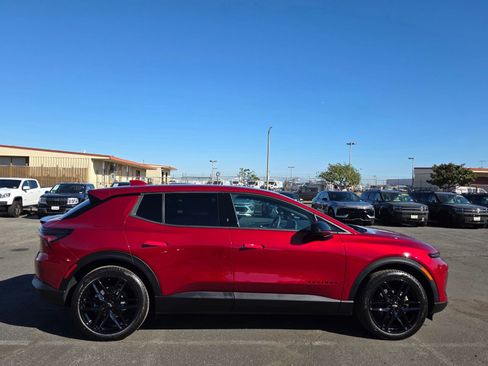 New 2026 Chevrolet Equinox EV LT w/ LPO, Blackout Package image 8