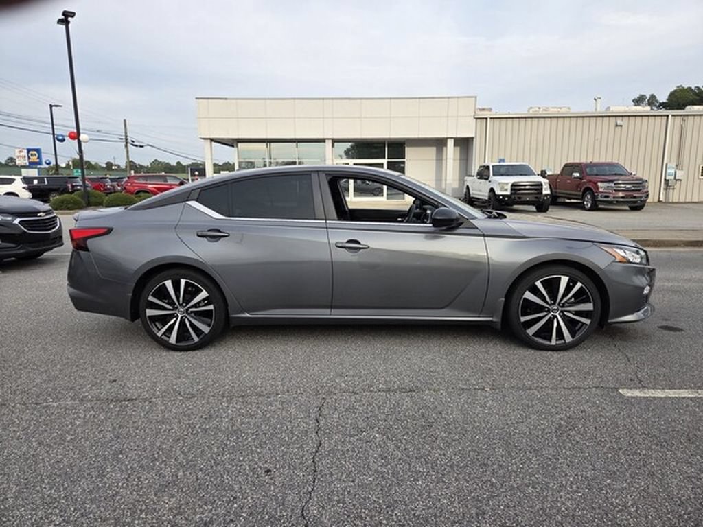 Used 2021 Nissan Altima 2.5 SR FWD image 14