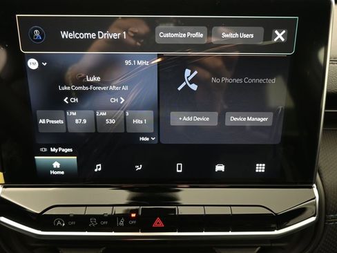 New 2026 Jeep Compass Latitude image 4