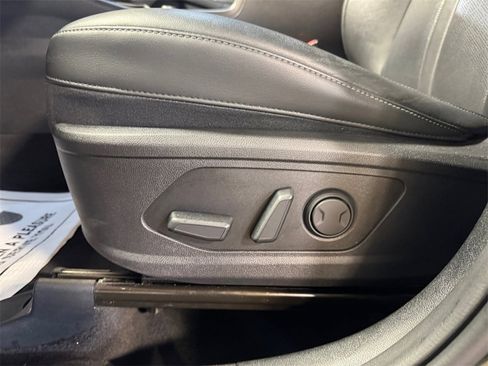 Certified 2023 Kia Sorento S w/ Panoramic Sunroof Package image 13