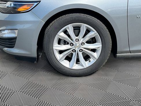 Used 2025 Chevrolet Malibu LT image 11