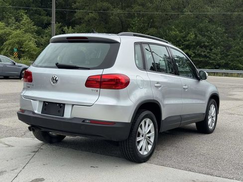 Used 2018 Volkswagen Tiguan Limited w/ Premium Package FWD image 21