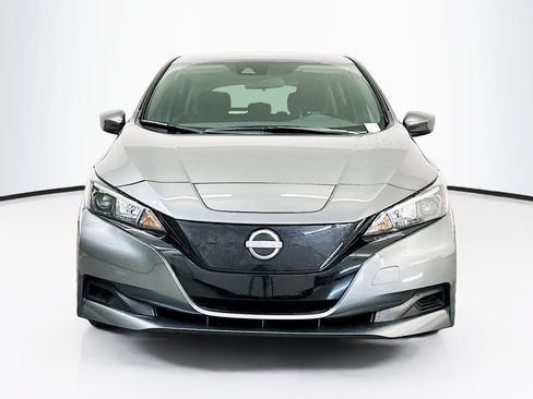 Used 2024 Nissan Leaf S FWD image 2