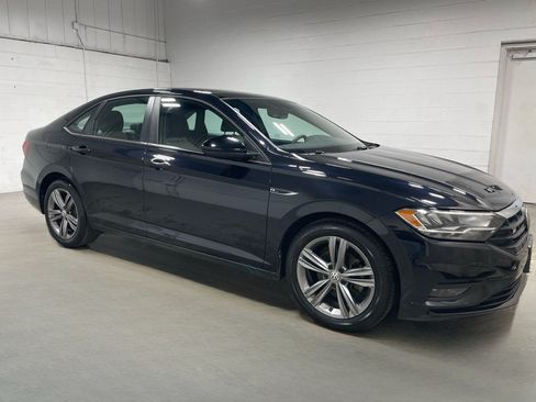 Used 2020 Volkswagen Jetta R-Line FWD image 3