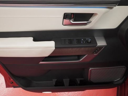 Certified 2023 Toyota Sequoia Capstone image 10