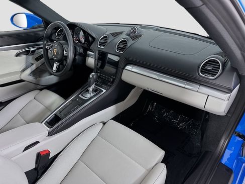 Certified 2024 Porsche 718 Cayman S RWD image 27