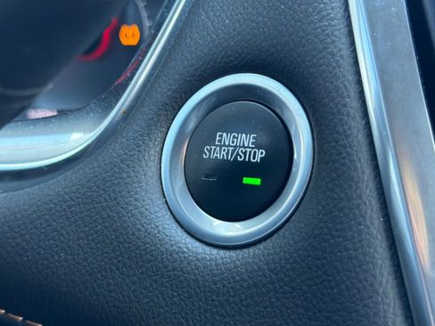 Used 2020 Chevrolet Traverse LS image 29