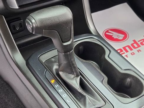 Used 2021 Chevrolet Colorado W/T w/ Custom Special Edition image 25