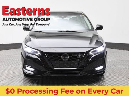 Used 2023 Nissan Sentra SR w/ SR Premium Package FWD image 2