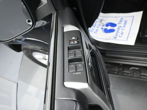 Used 2024 Toyota 4Runner SR5 image 11