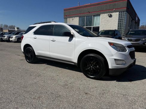 Used 2017 Chevrolet Equinox LT image 7
