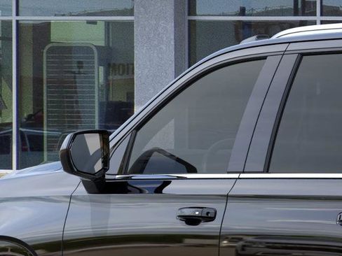 New 2026 Chevrolet Suburban LS AWD/4WD image 12