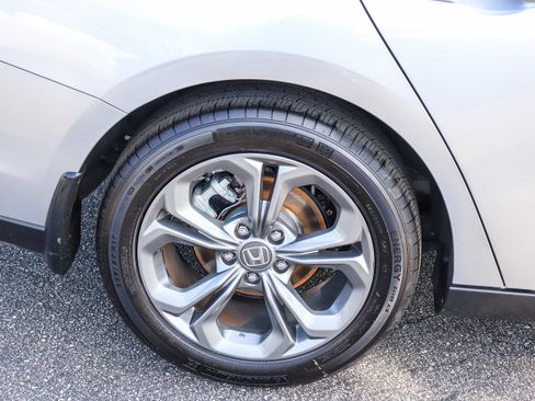 Certified 2024 Honda Accord EX image 8