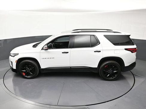 Used 2023 Chevrolet Traverse Premier w/ Redline Edition AWD/4WD image 18