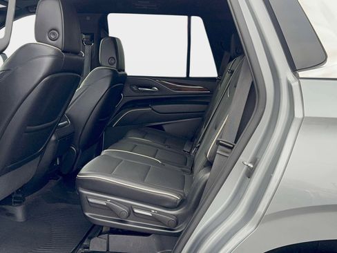 Used 2023 Cadillac Escalade Premium Luxury w/ Performance Package image 14