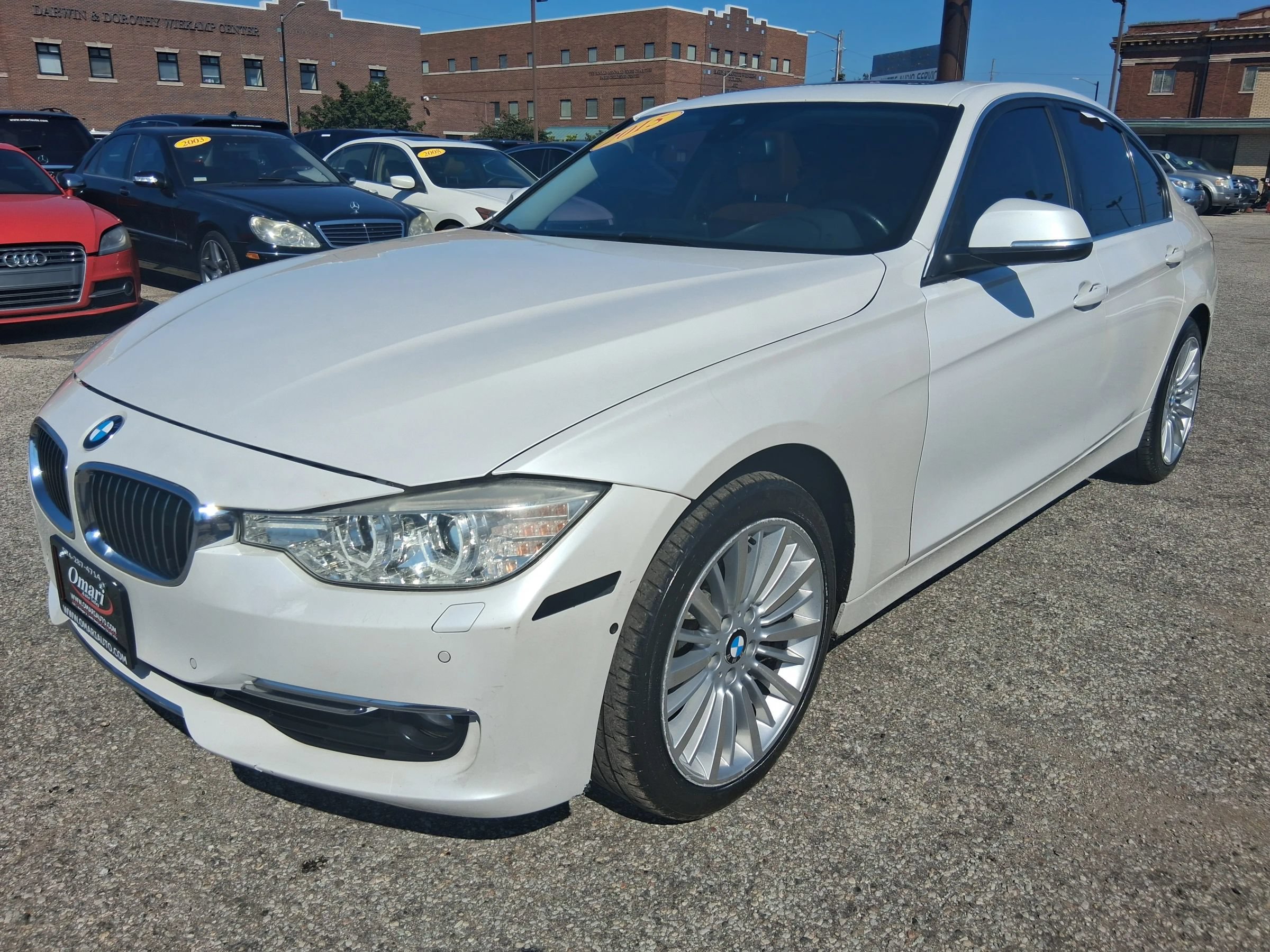 Used 2015 BMW 328i xDrive Sedan AWD/4WD image 3