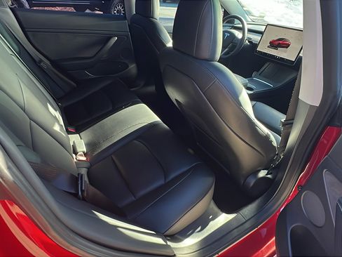 Used 2023 Tesla Model 3 Performance image 22