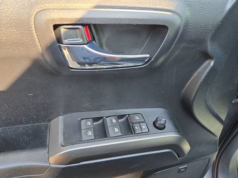 Used 2021 Toyota Tacoma TRD Pro AWD/4WD image 16