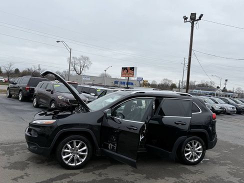 Used 2014 Jeep Cherokee Limited w/ Technology Group FWD image 22