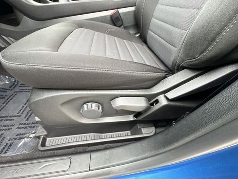 Used 2022 Ford Edge SE w/ Black Appearance Package image 14