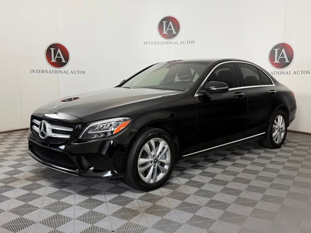 Used 2019 Mercedes-Benz C 300 4MATIC Sedan image 3