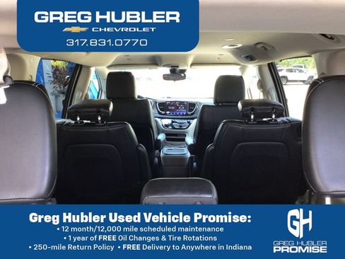 Used 2024 Chrysler Pacifica Touring-L FWD image 41