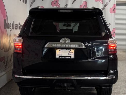 Used 2019 Toyota 4Runner Limited image 11