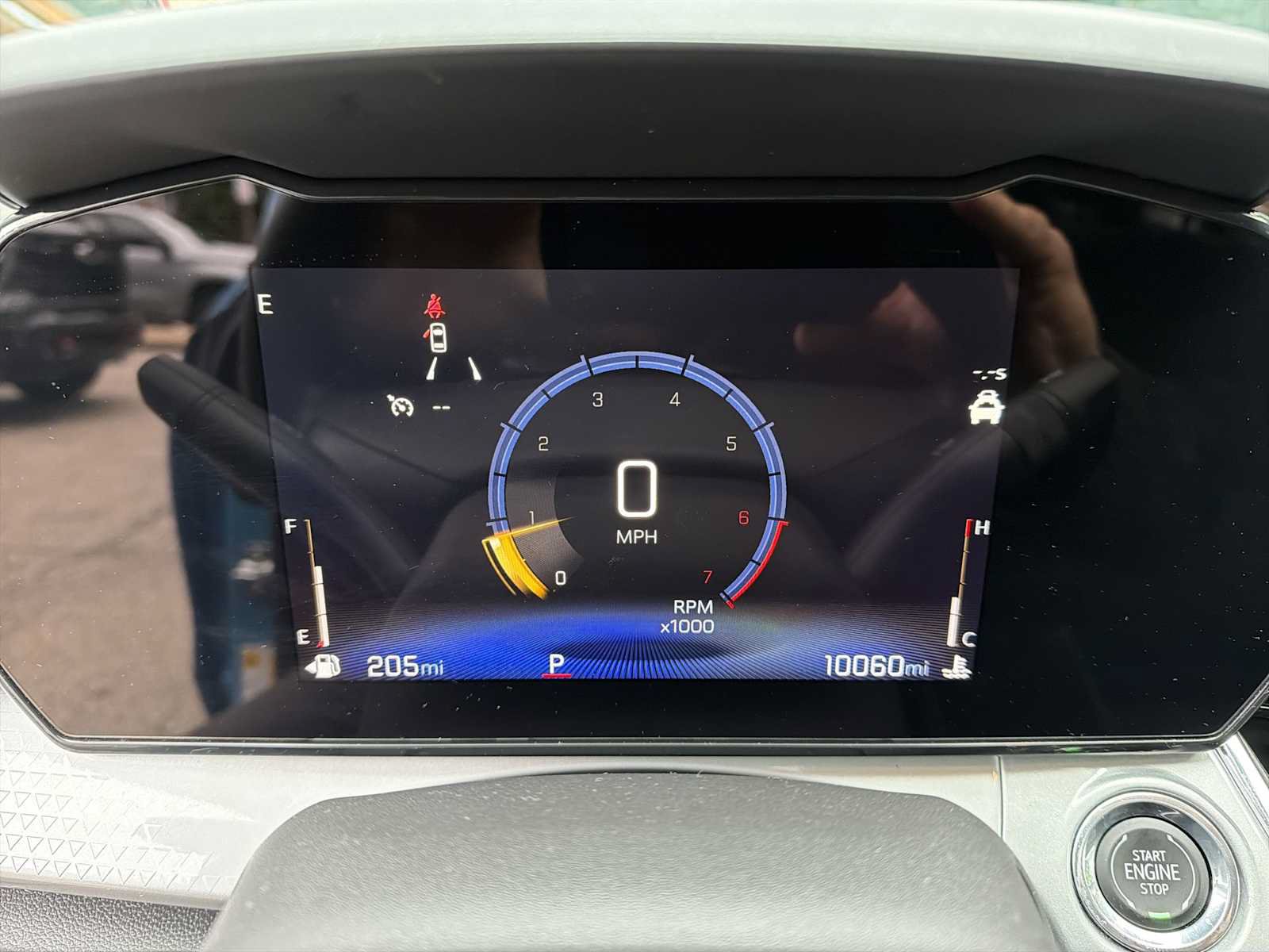 Used 2025 Chevrolet Trax LT FWD image 14