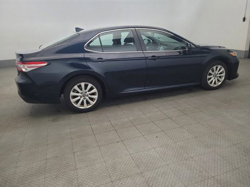 Used 2019 Toyota Camry LE FWD image 10