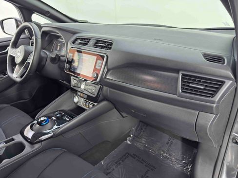 Used 2023 Nissan Leaf SV Plus image 12