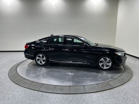 Used 2018 Honda Accord EX-L image 6