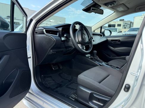 Used 2024 Toyota Corolla LE image 14