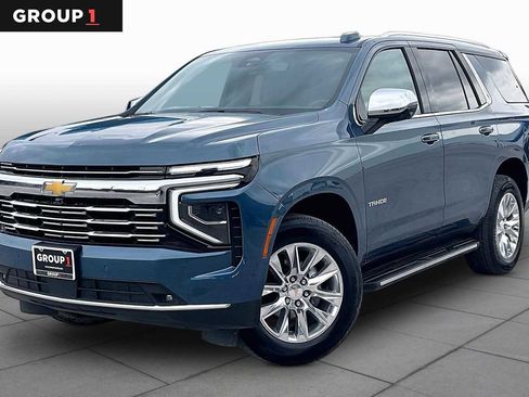 Used 2025 Chevrolet Tahoe Premier RWD image 1