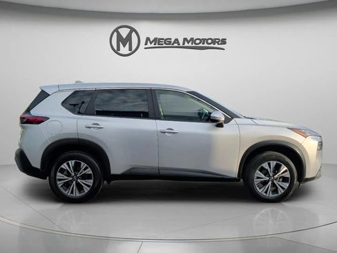 Used 2023 Nissan Rogue SV AWD/4WD image 9