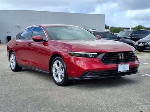 Certified 2026 Honda Accord LX image 2