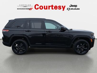New 2026 Jeep Grand Cherokee Limited w/ Limited Altitude Package