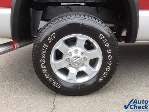 Used 2006 Dodge Ram 2500 Truck SLT image 21