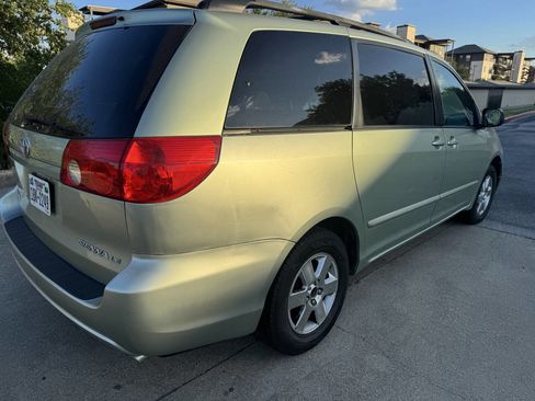 Used 2008 Toyota Sienna CE image 7